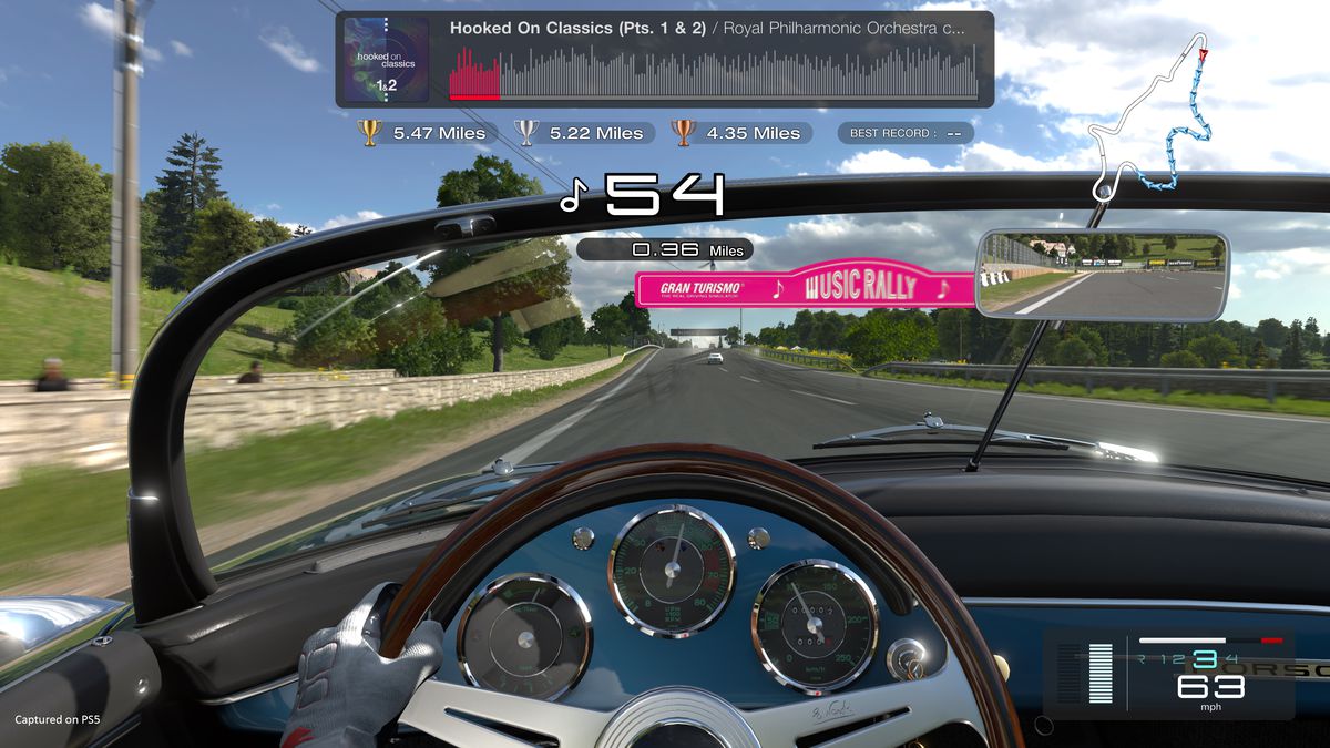Gran Turismo 7 音乐拉力赛模式的第一人称驾驶视角